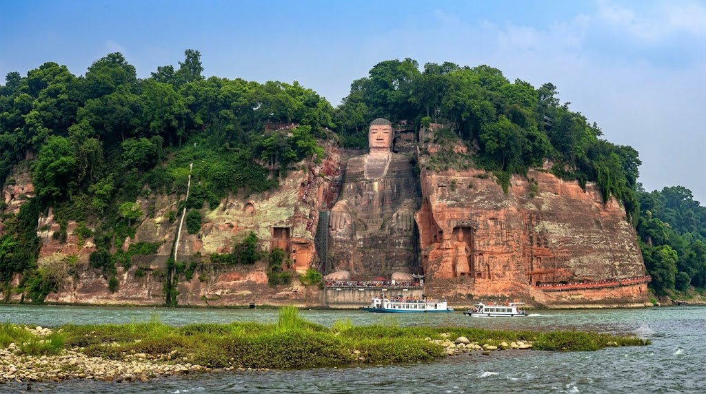 9-Day Shanghai-Chengdu-leshan-Chongqing