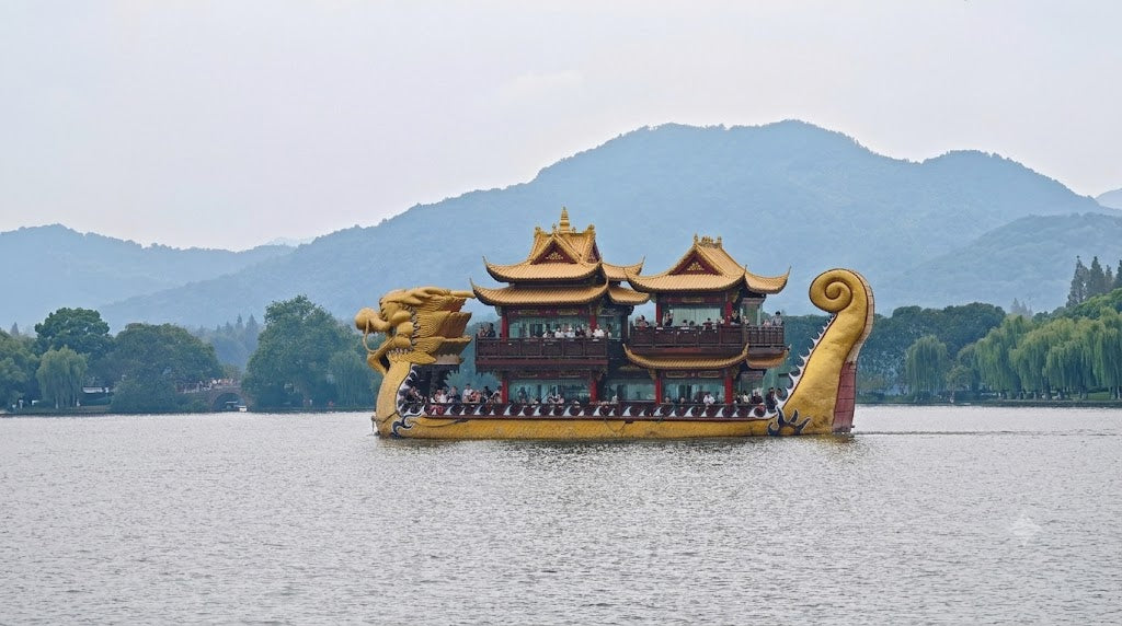 1-Day Shanghai to Hangzhou Lingyin Temple,West Lake Cruise,Leifeng Pagoda,Song Dynasty Tea